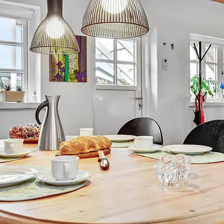 Stunning In With Kitchen *